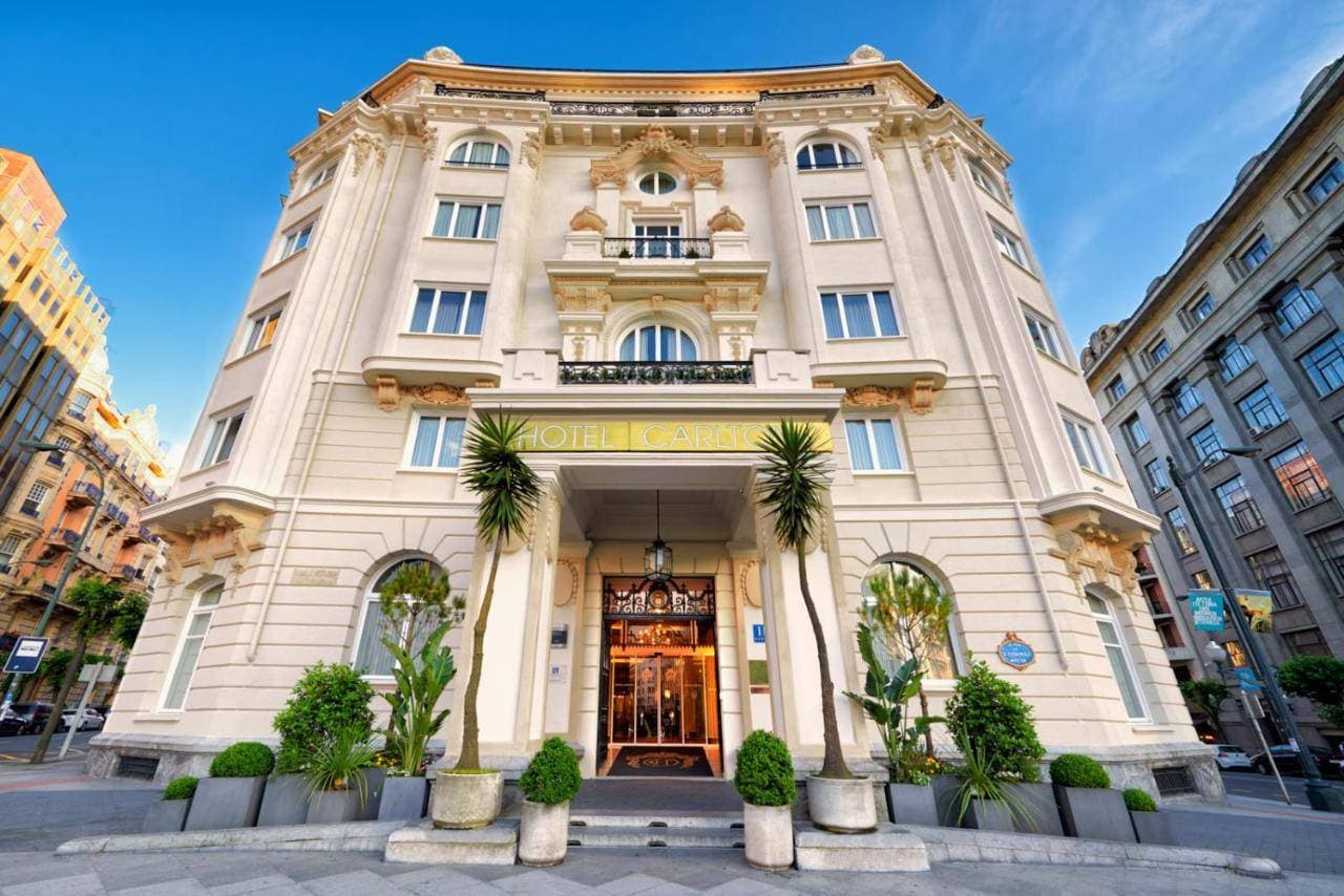 Hotel Carlton 1