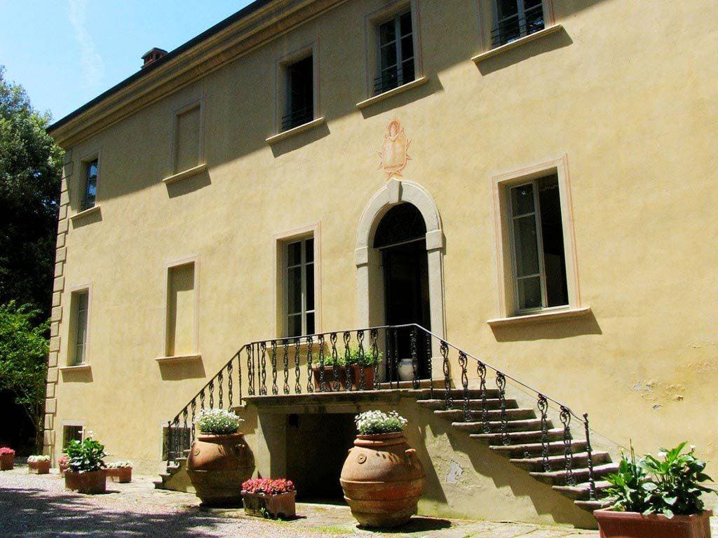 Borgo Di Colleoli Resort Tuscany 1