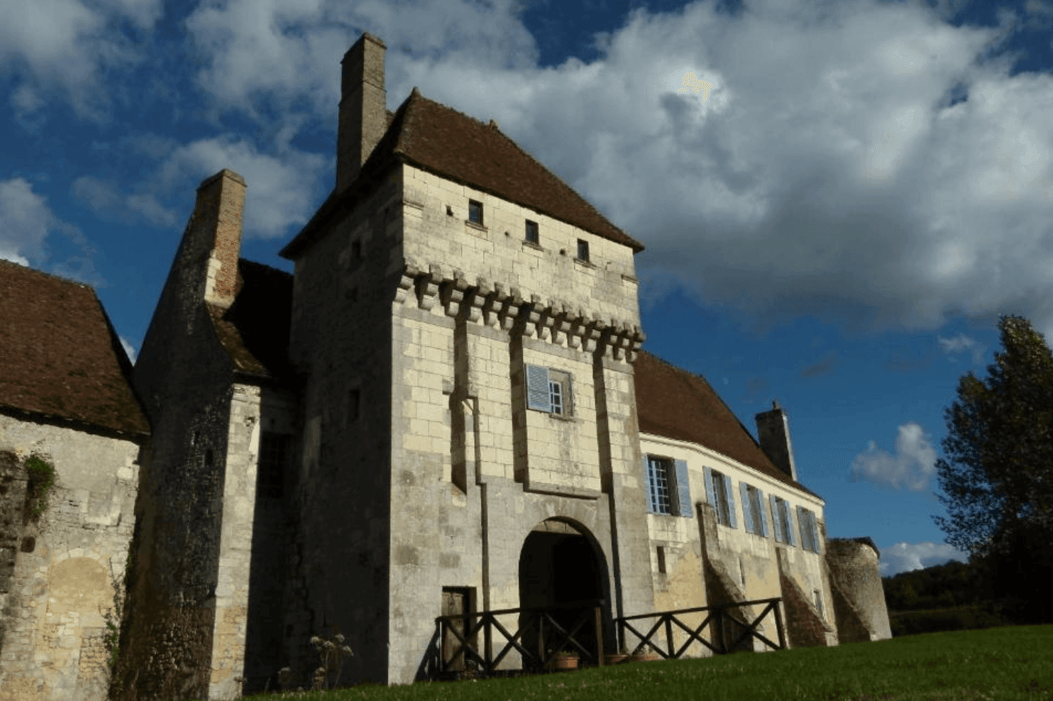 Château-monastère de la Corroirie 1
