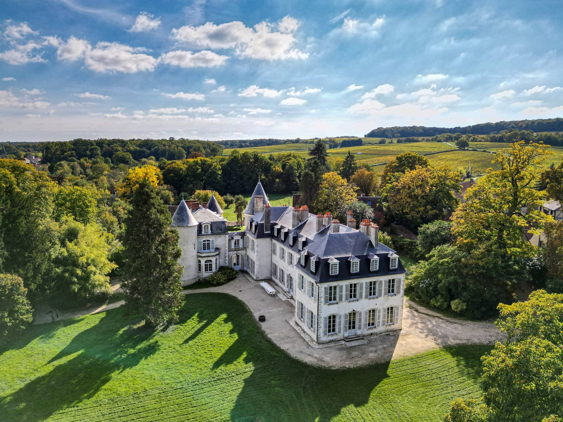 Le Château de Thauvenay 1