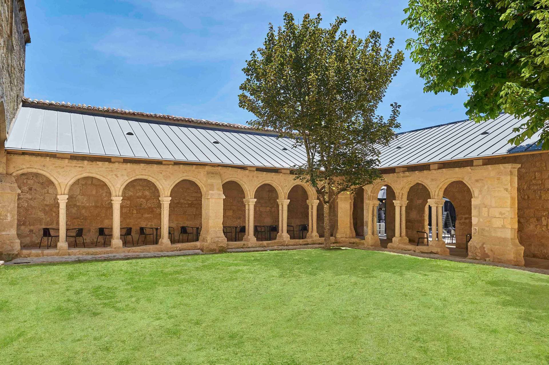 Cloître des Cordeliers 1