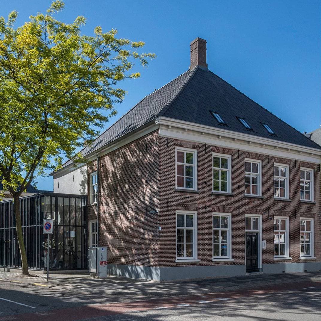 Kazerne 1
