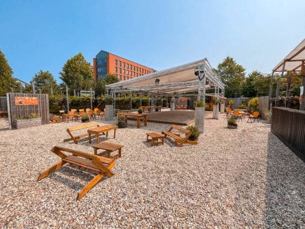 Open-Air Auber Garden 1