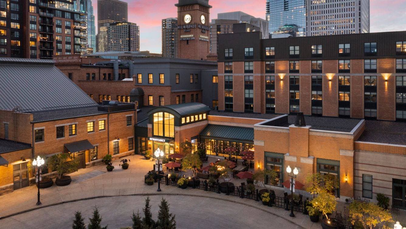 Renaissance Minneapolis Hotel 1