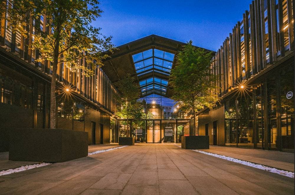 The Market 1