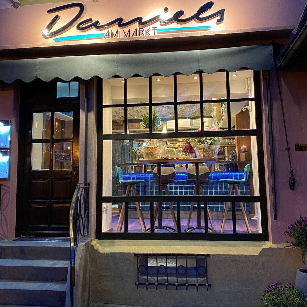 Daniels 1