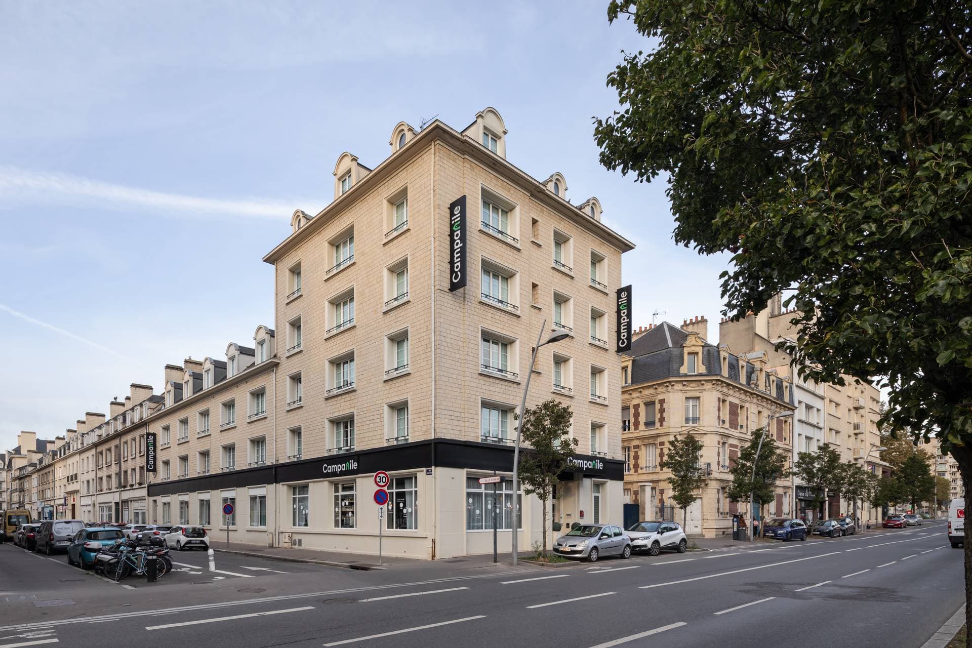 L'Hôtel Campanile Centre-Gare 1