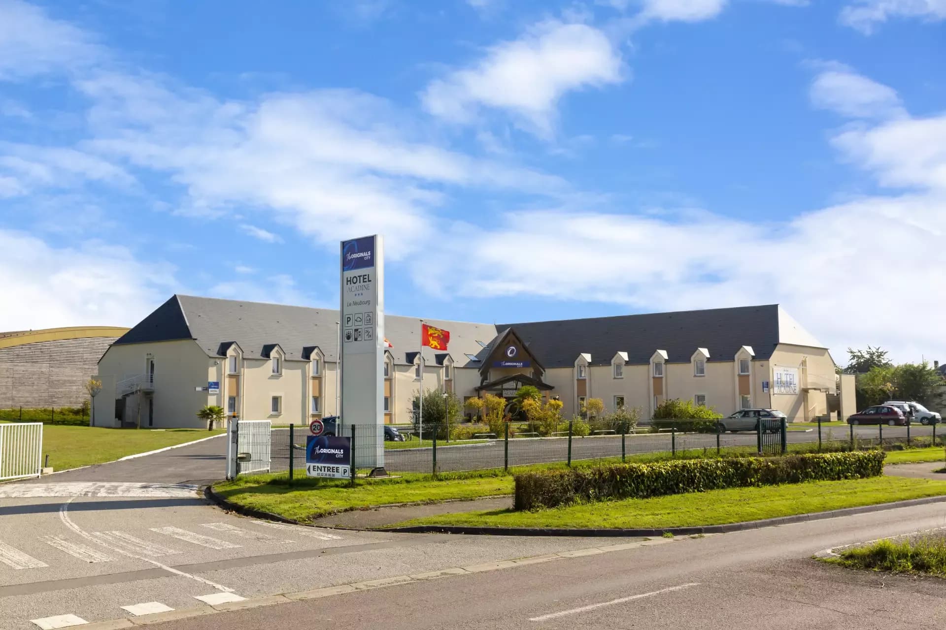 Hôtel Le Neubourg Évreux Nord Hôtel The Originals Acadine 1