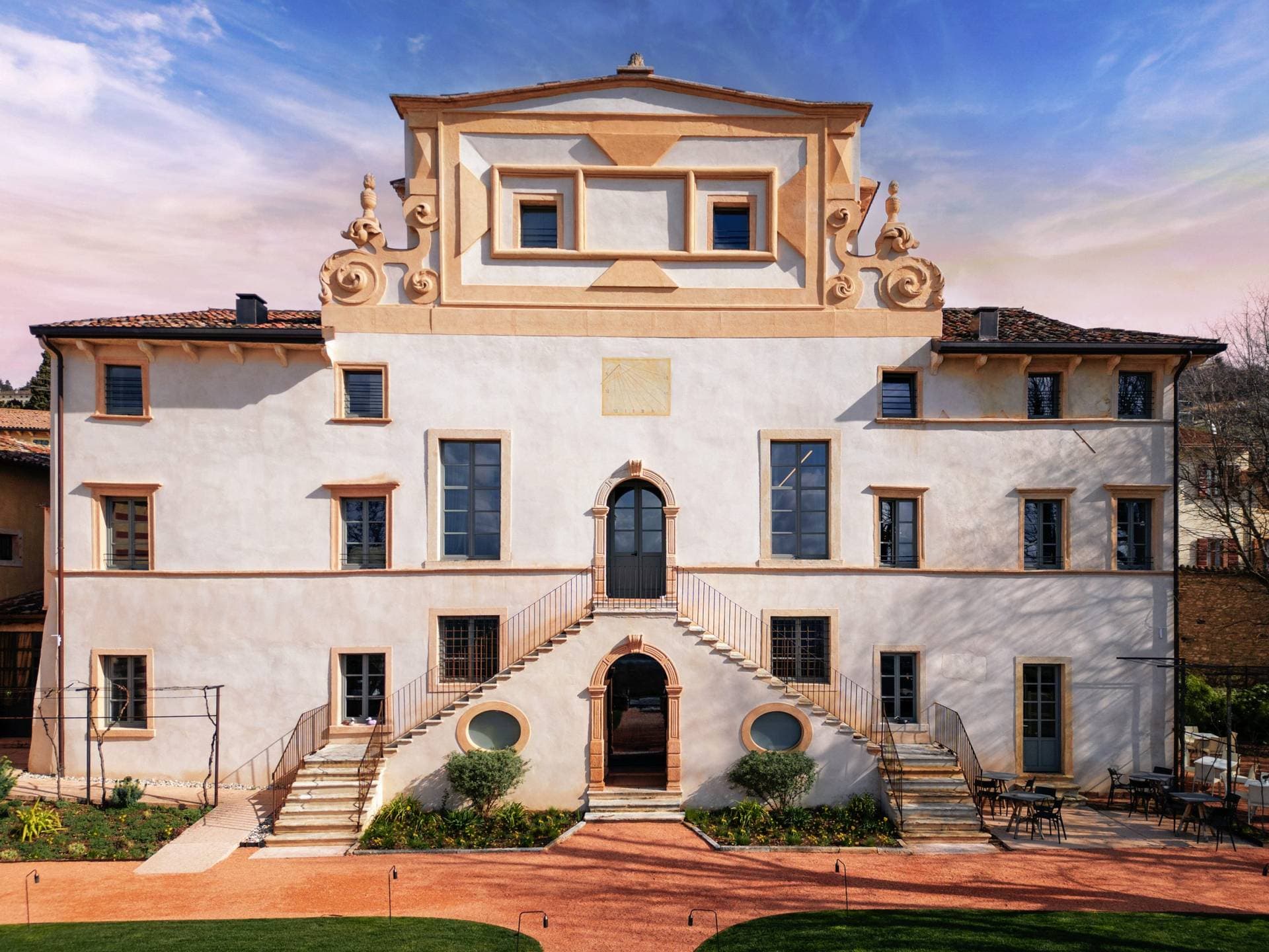 Villa Balis Crema 1