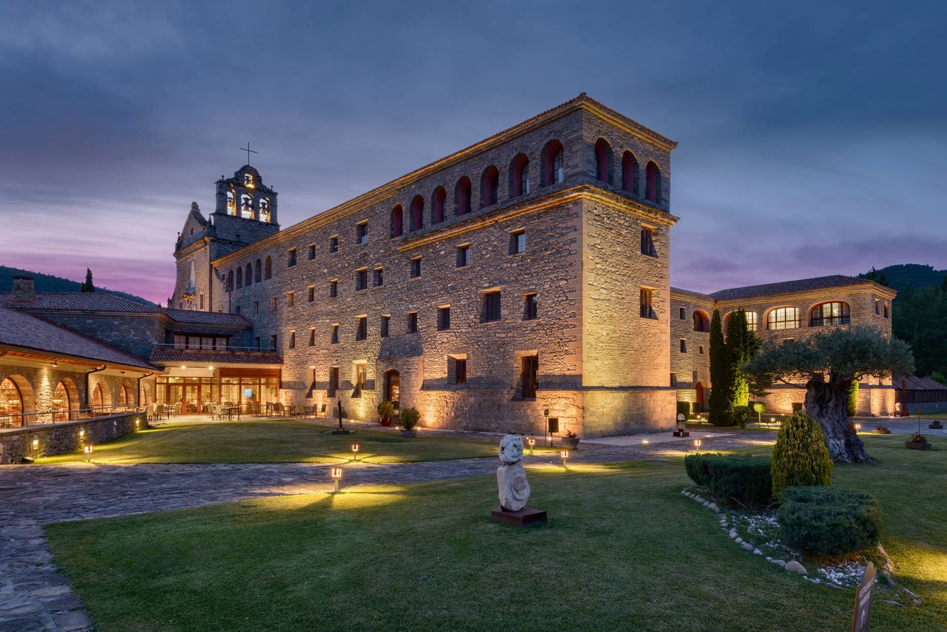 Hotel Monasterio de Boltaña 1