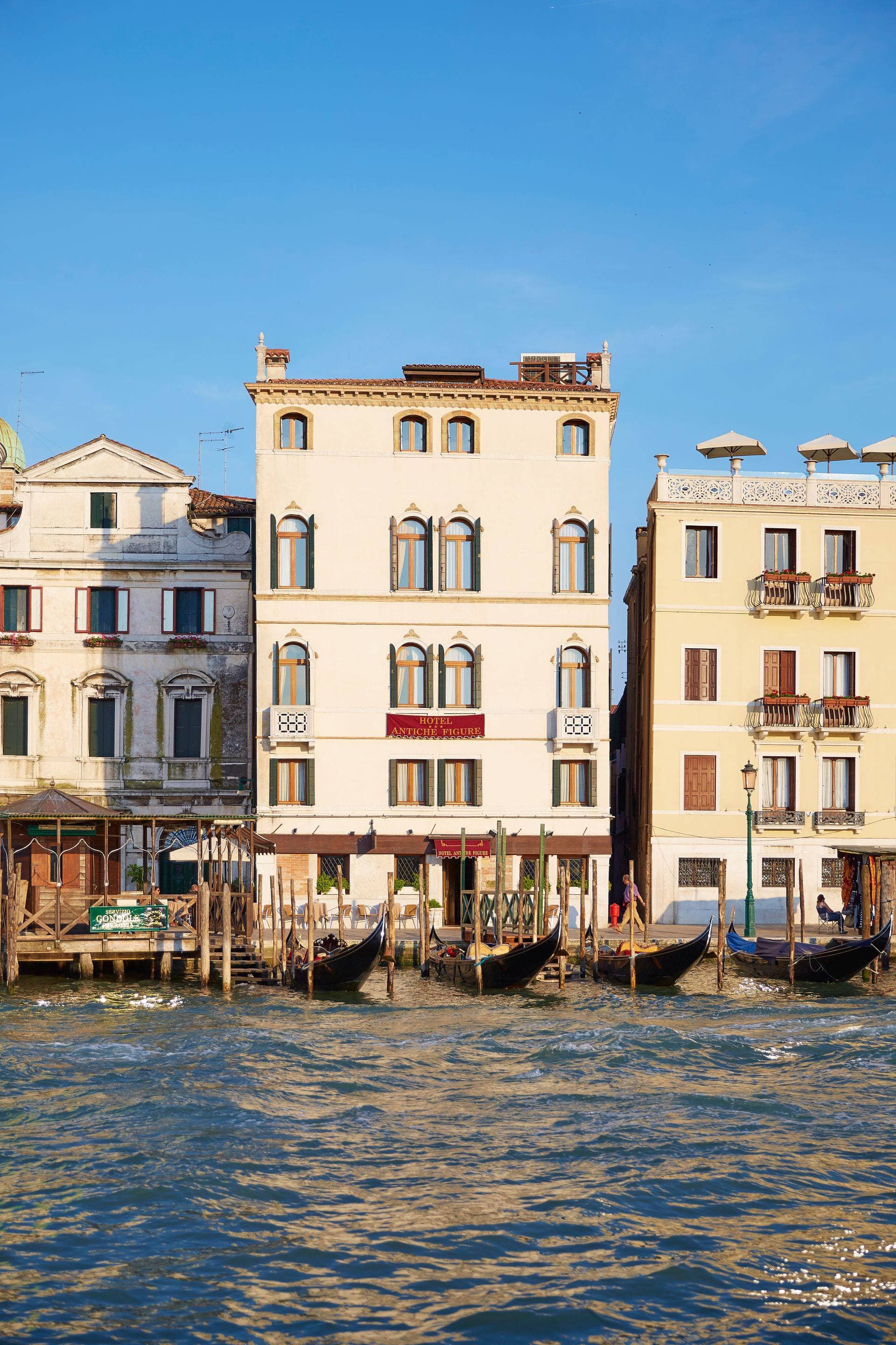 Hotel Antiche Figure 1