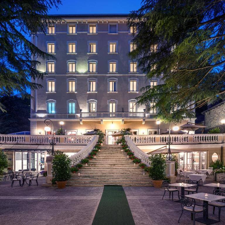 Hotel Helvetia Thermal SPA 1