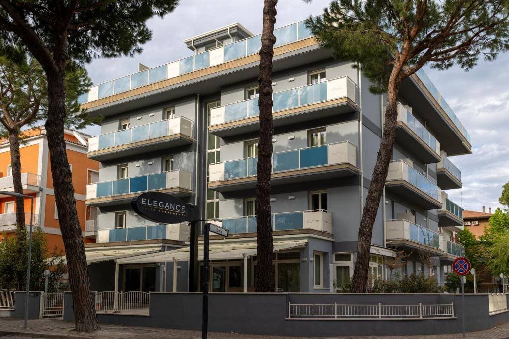 Elegance Suite Apartments 1
