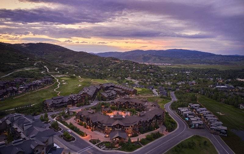 Waldorf Astoria Park City 1