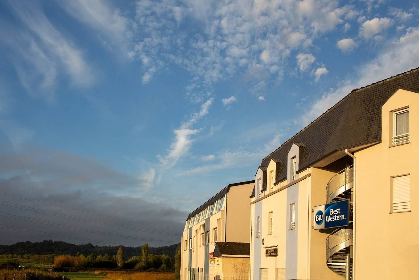 Best Western Hotel & SPA Pau Lescar Aeroport 1