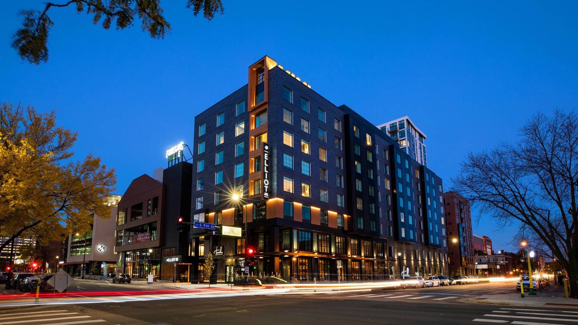 Elliot Park Hotel, Autograph Collection 1