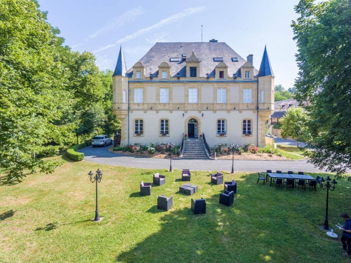 Château de Puy Robert Lascaux 1