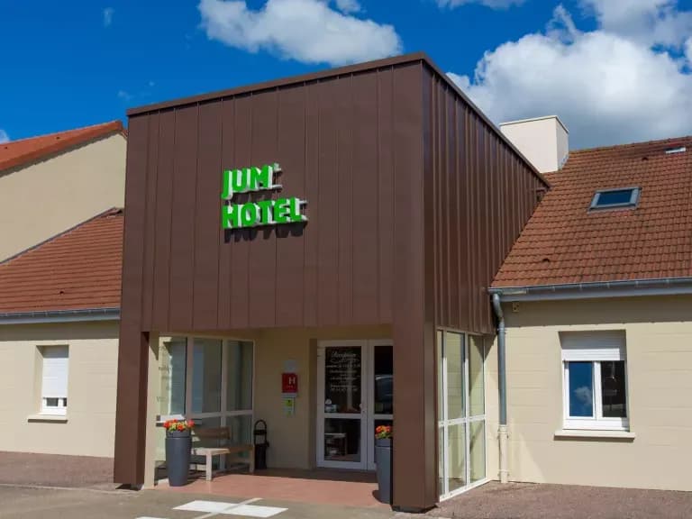 Jum’Hôtel 1