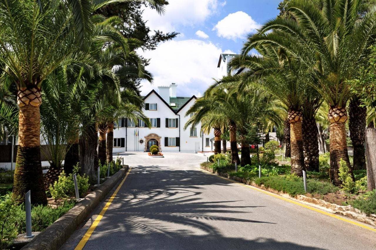 Hotel Catalonia Reina Victoria Wellness & Spa 1