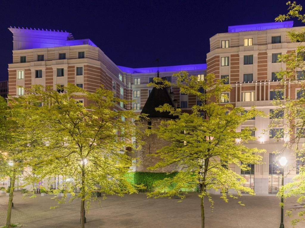 Novotel Brussels City Centre 1