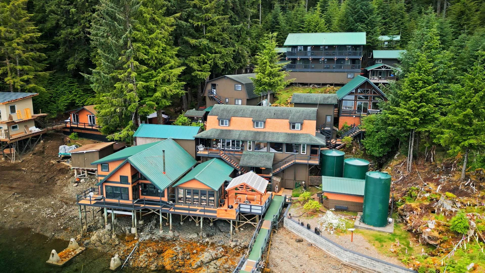 Sportsman's Cove Lodge 1