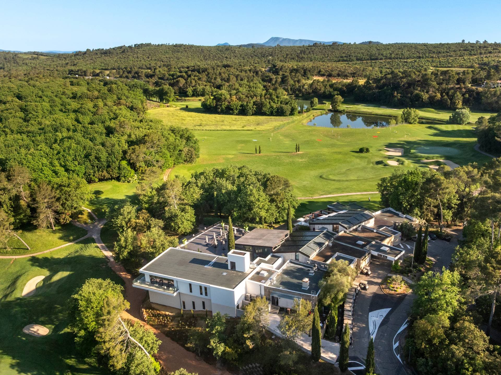 Mercure**** Golf Hôtel & Spa de Barbaroux 1