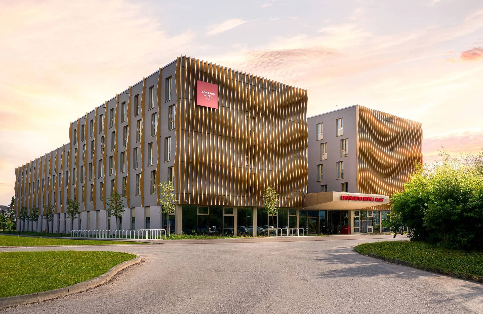 Leonardo Royal Hotel Cologne Bonn Airport 1