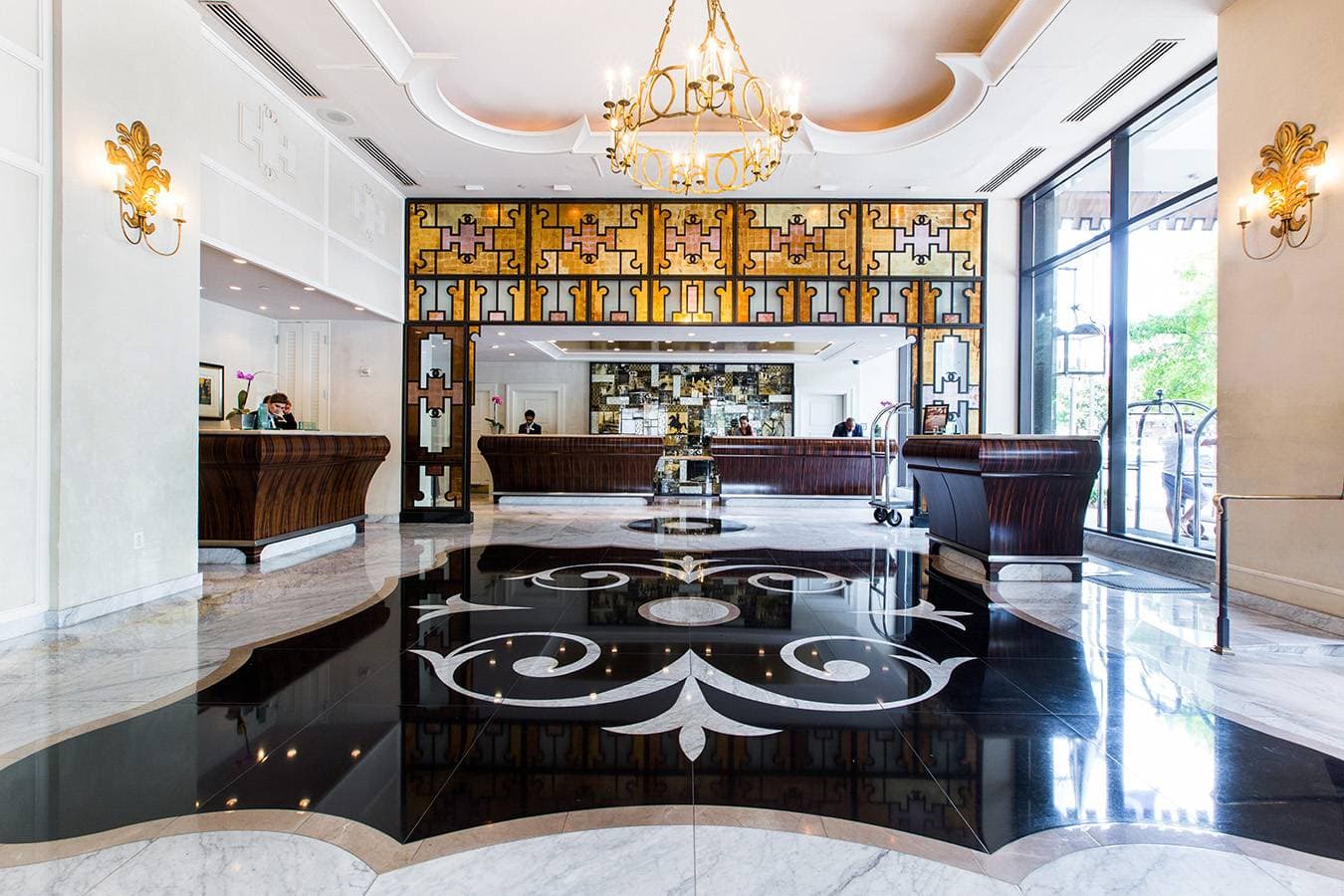 Loews New Orleans 1