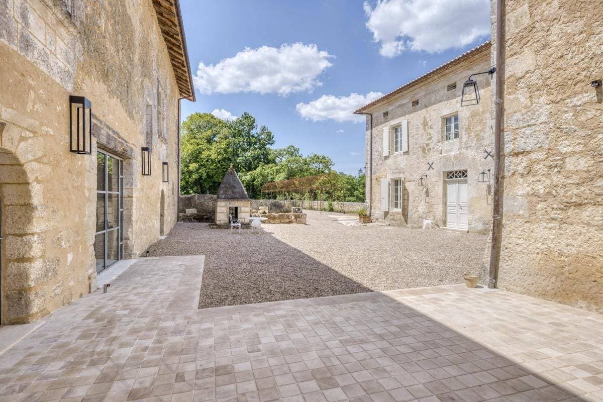 Domaine de Vieux Mareuil 1