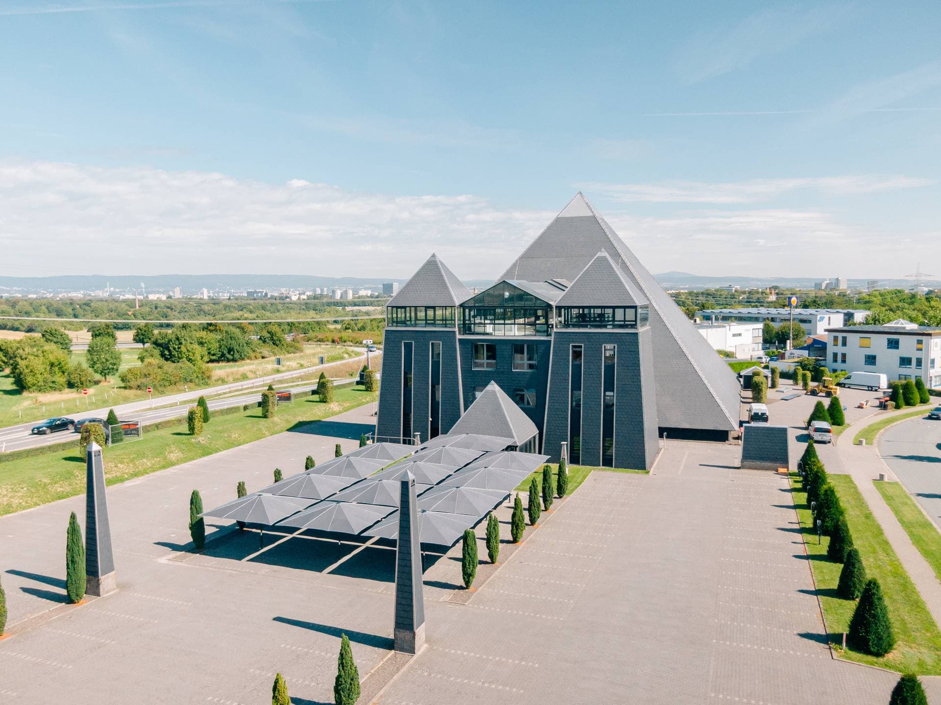 Pyramide Mainz 1