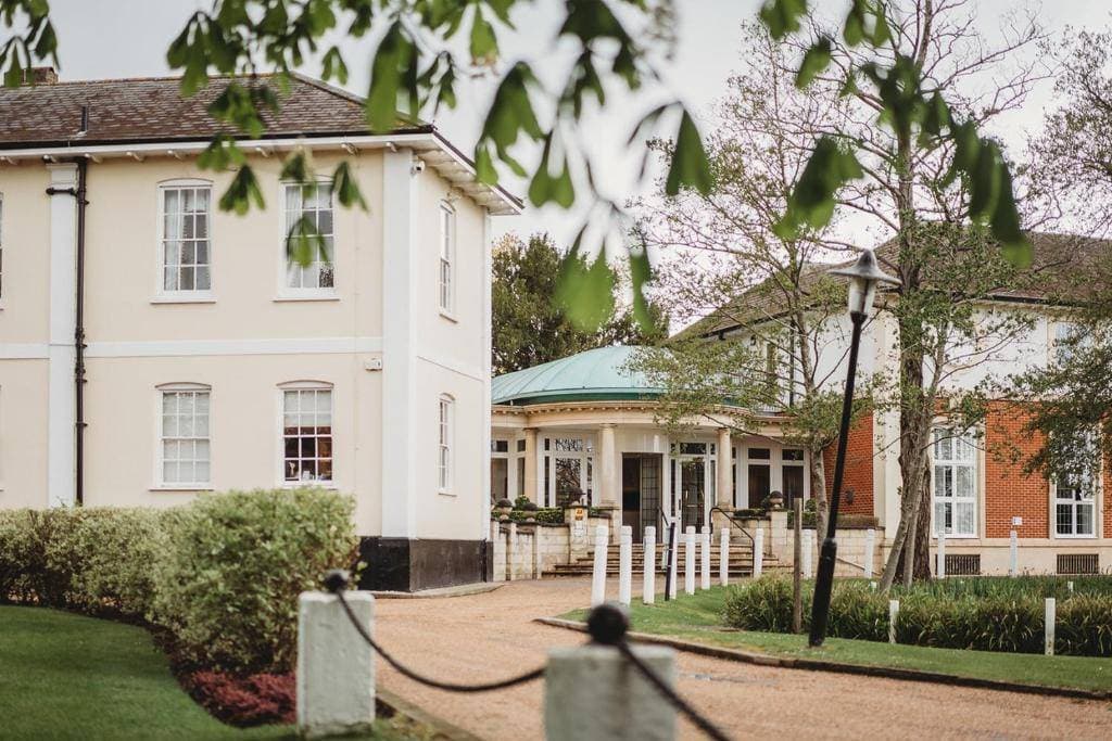 Greenwoods Hotel & Spa 1