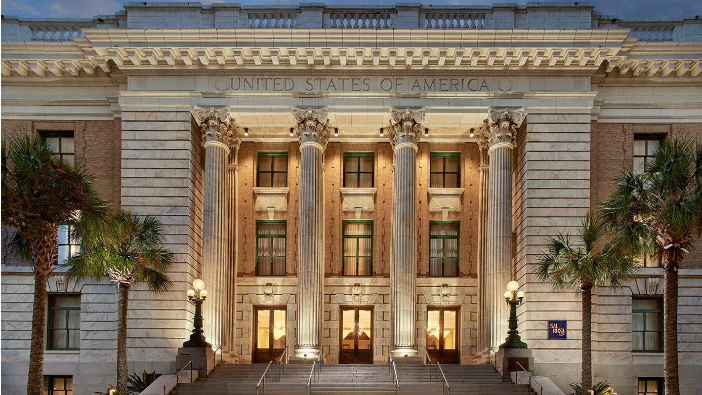 Le Méridien Tampa, The Courthouse 1