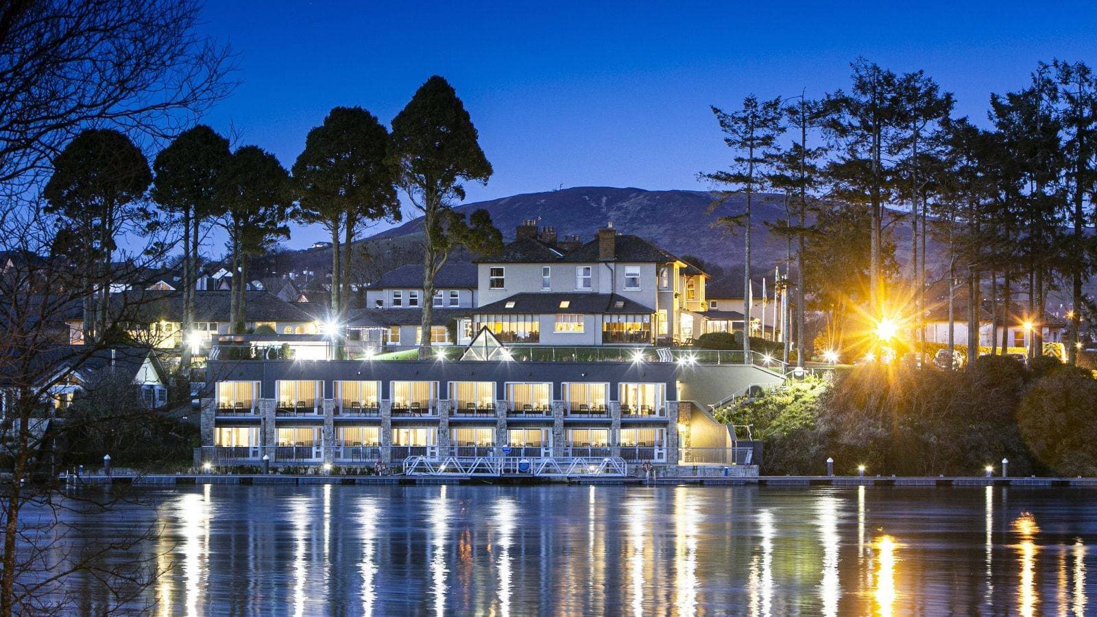 Lakeside Hotel & Leisure Centre 1
