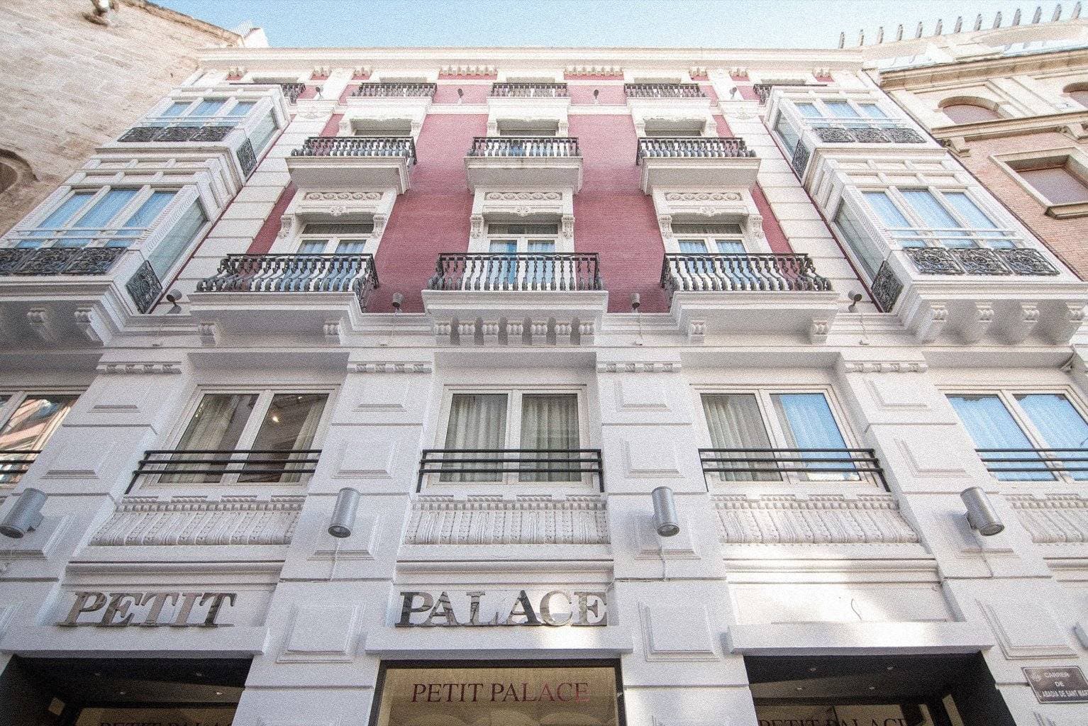 Petit Palace Plaza de la Reina 1