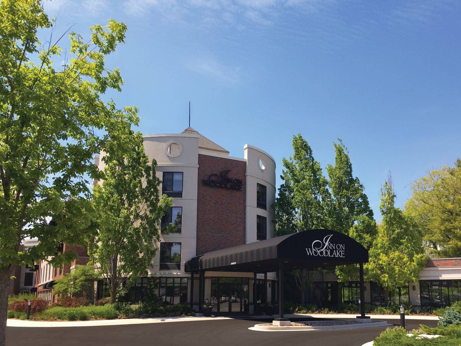 Inn on Woodlake 1