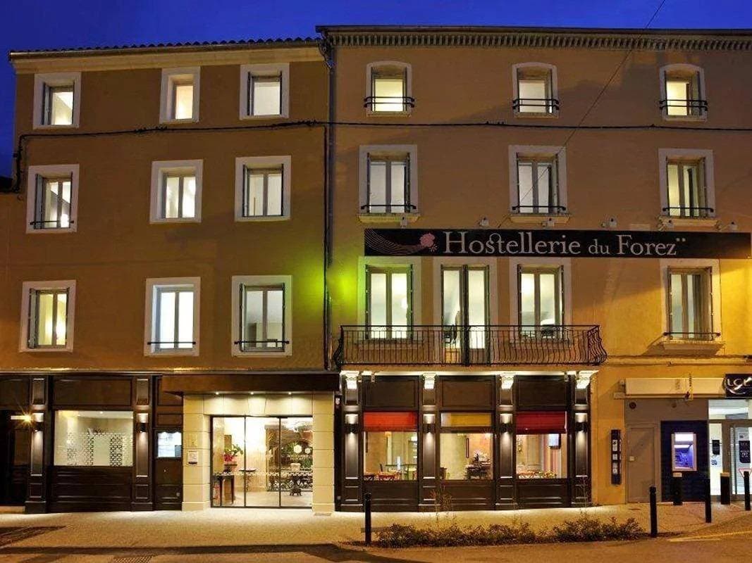 Logis Hostellerie du Forez 1