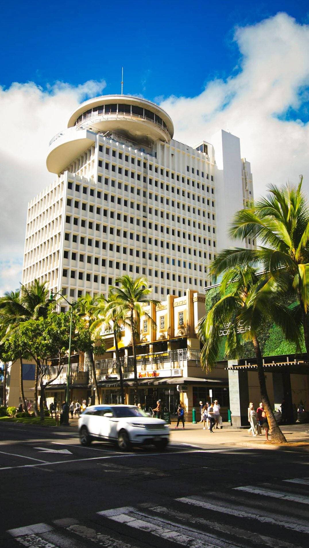 Sky Waikiki 1