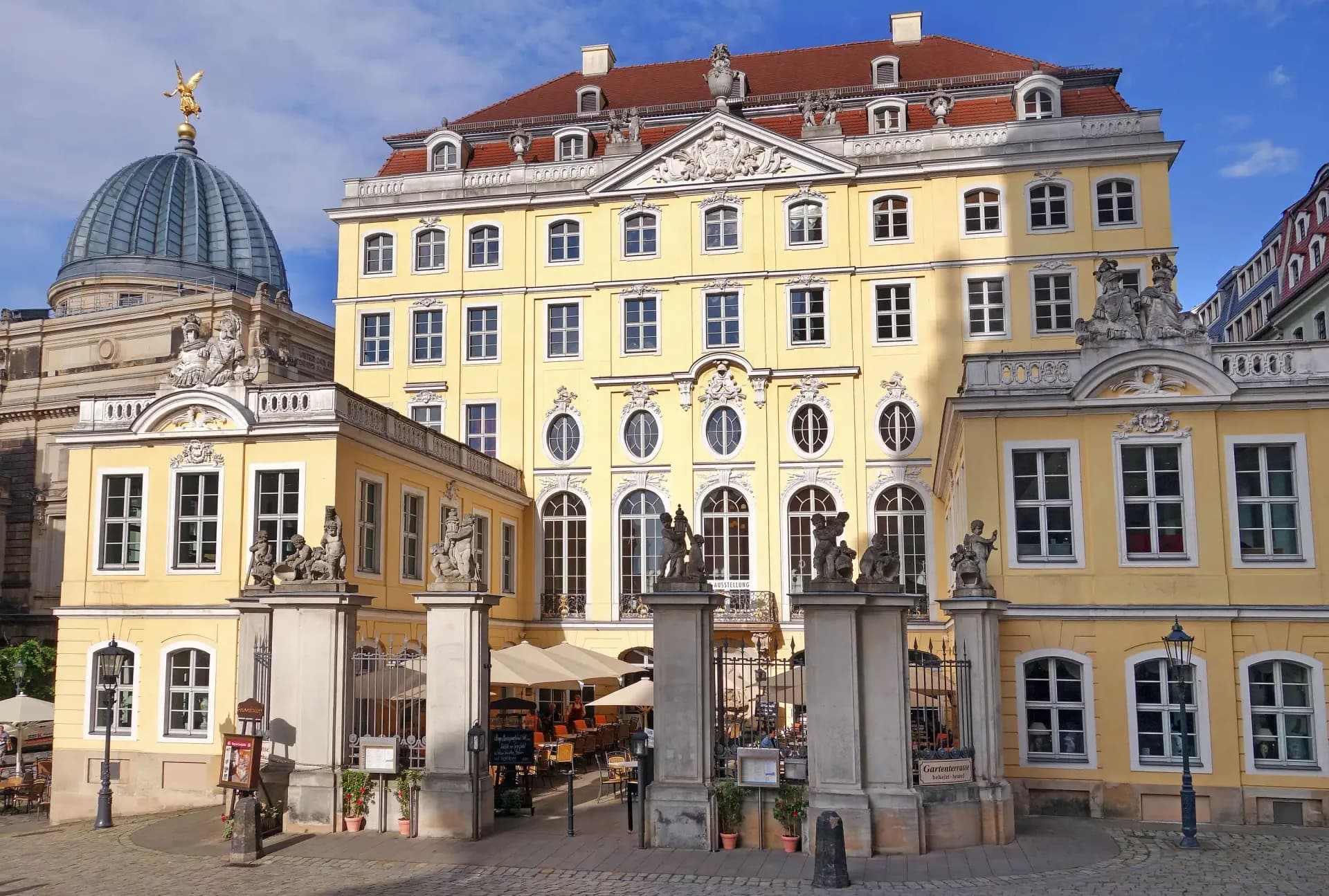 Cosepalais Dresden 1