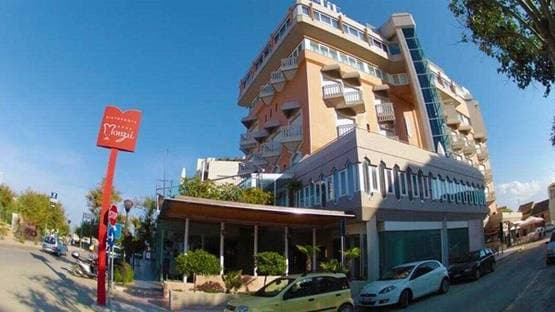 City Hotel 1