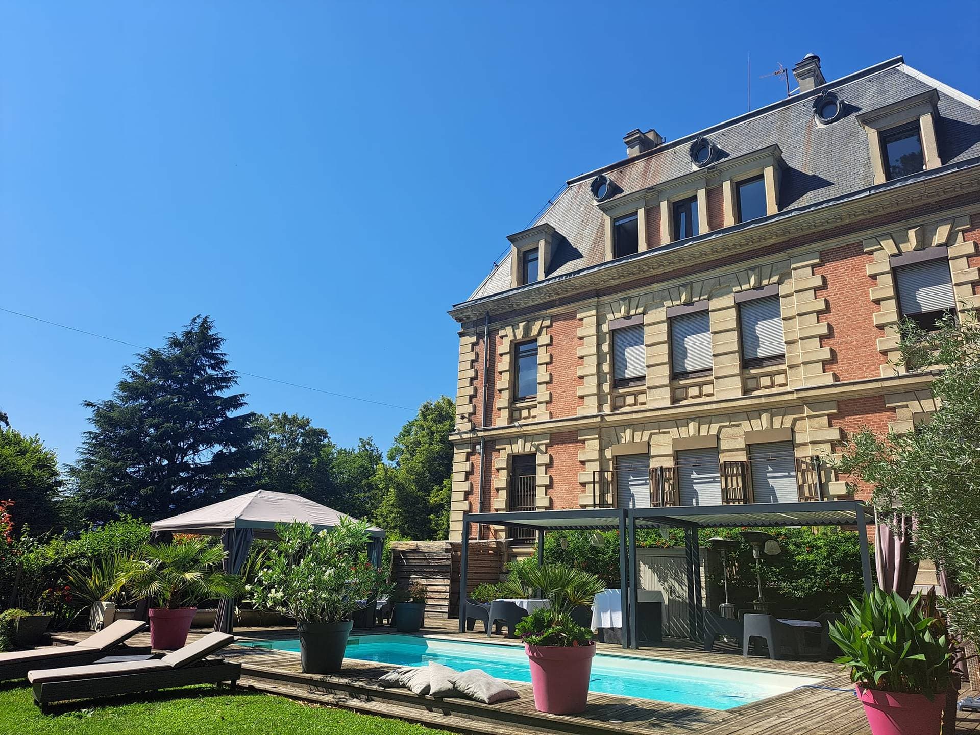 Château des Arènes 1