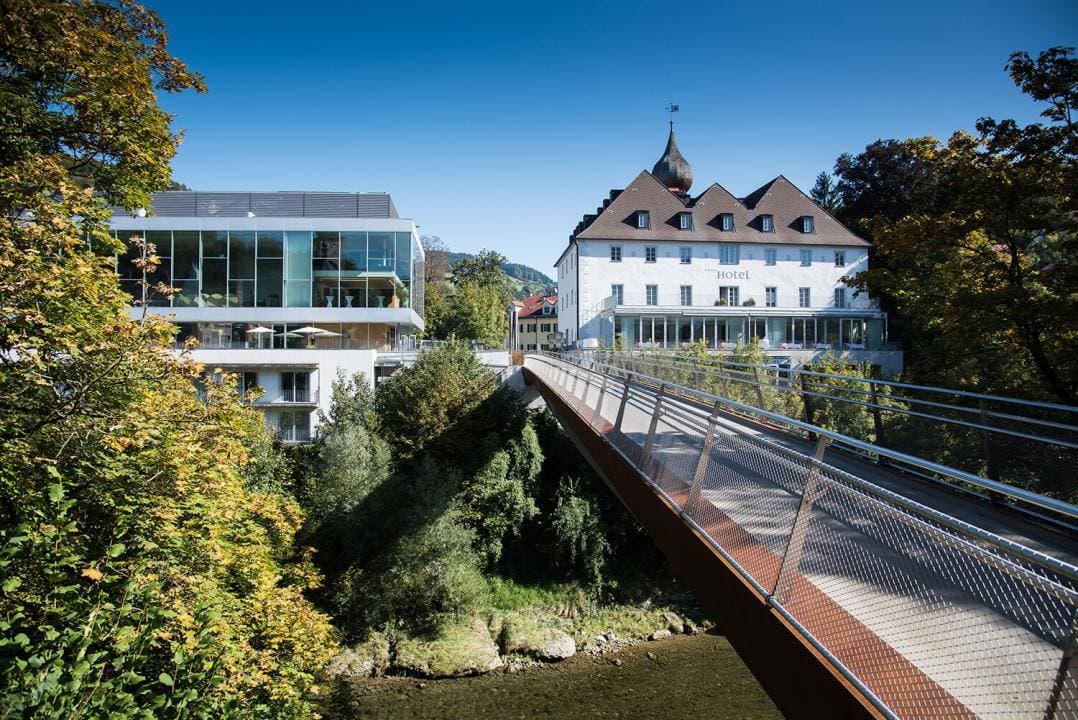 Das Schloss an der Eisenstrasse 1