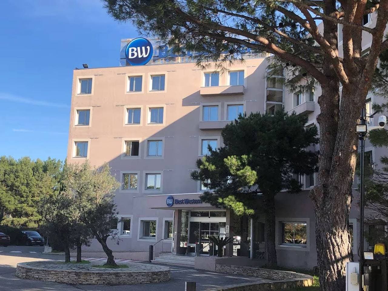 Best Western Marseille Aeroport 1