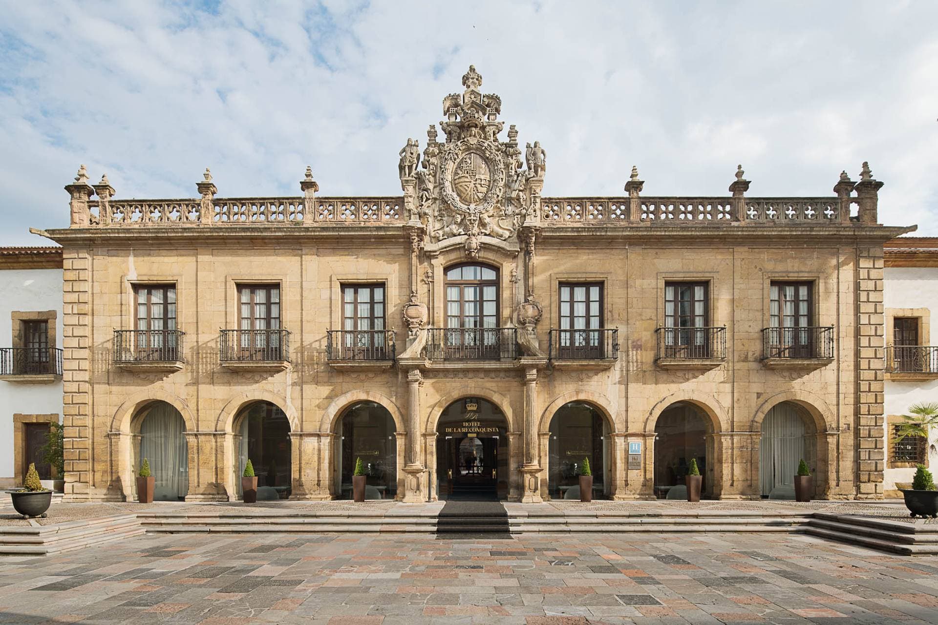 Eurostars Hotel de la Reconquista 1