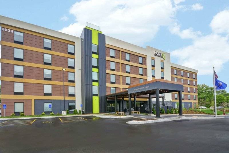 Home2 Suites by Hilton Minneapolis-Eden Prairie 1