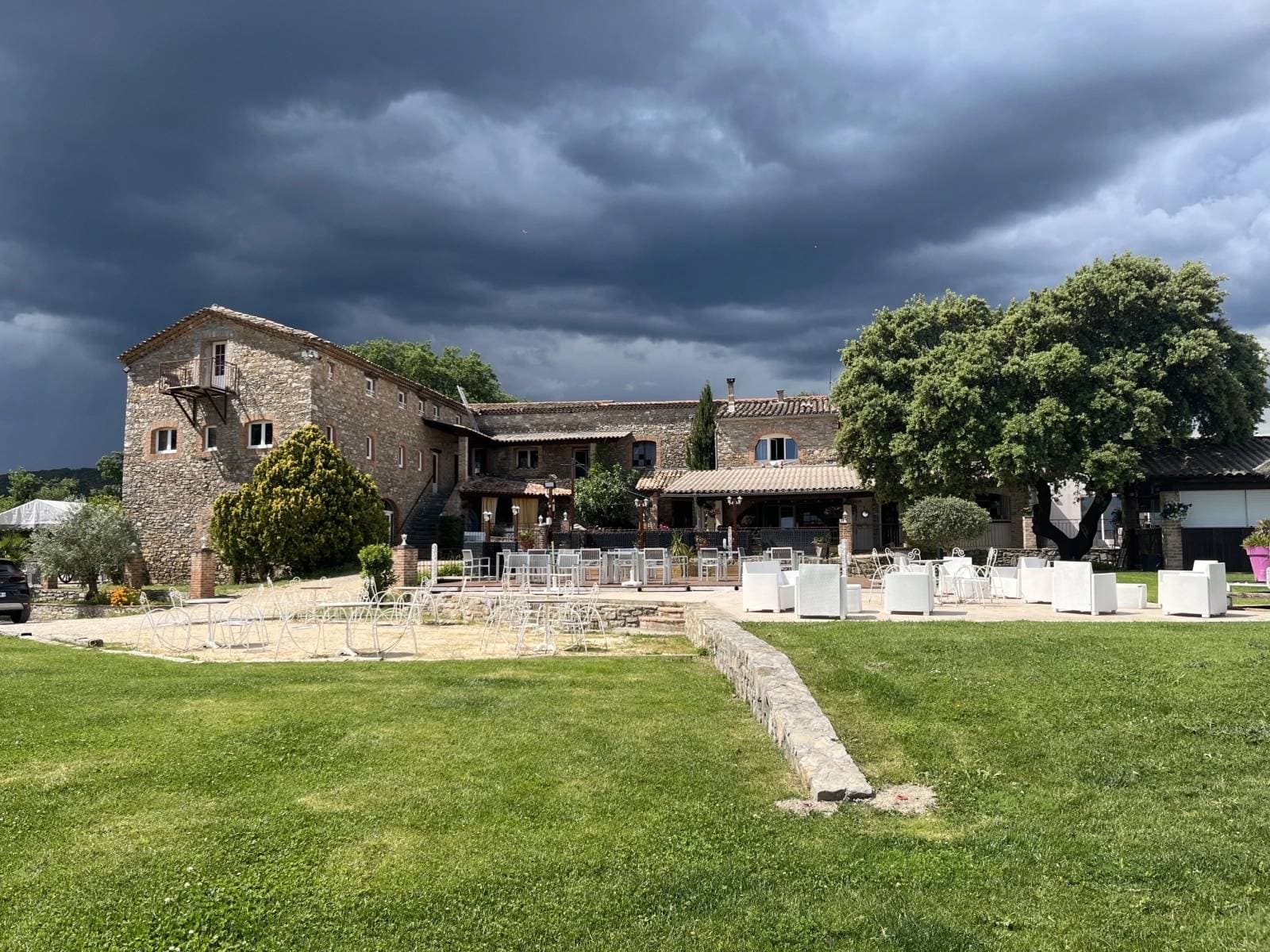 Domaine du Serre d'Avène 1