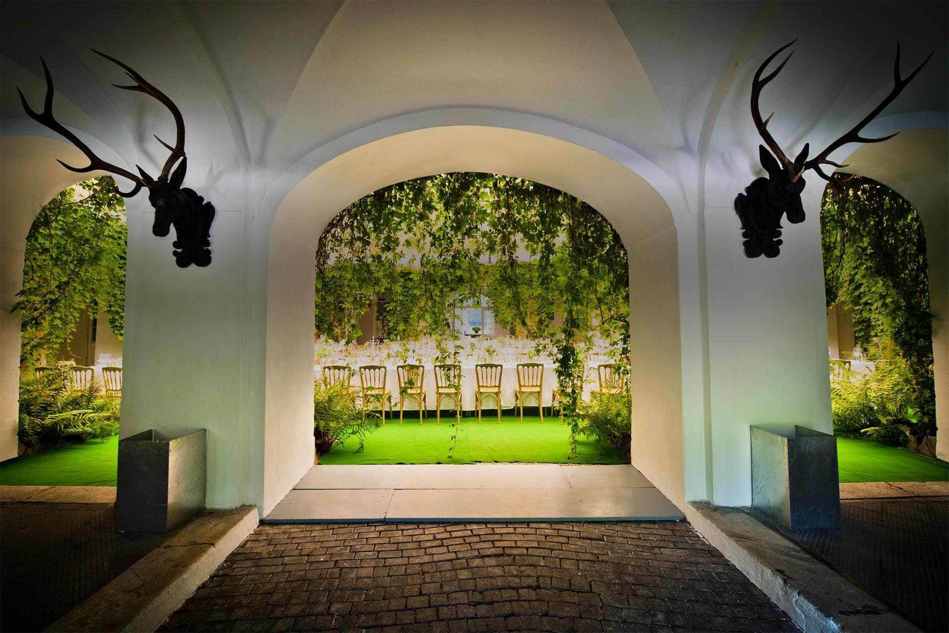 SCHWARZ HIRSCH | Finest Catering Wien 1