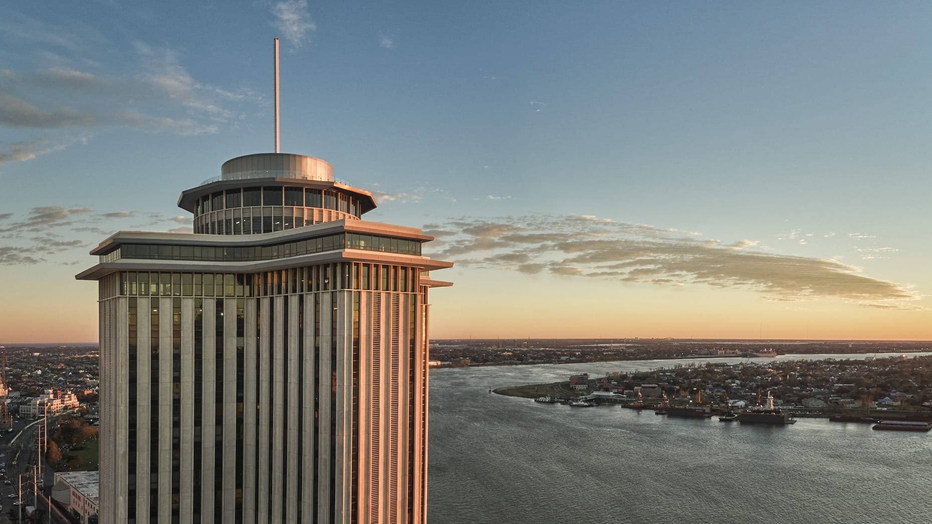 Four Seasons Hotel New Orleans 1