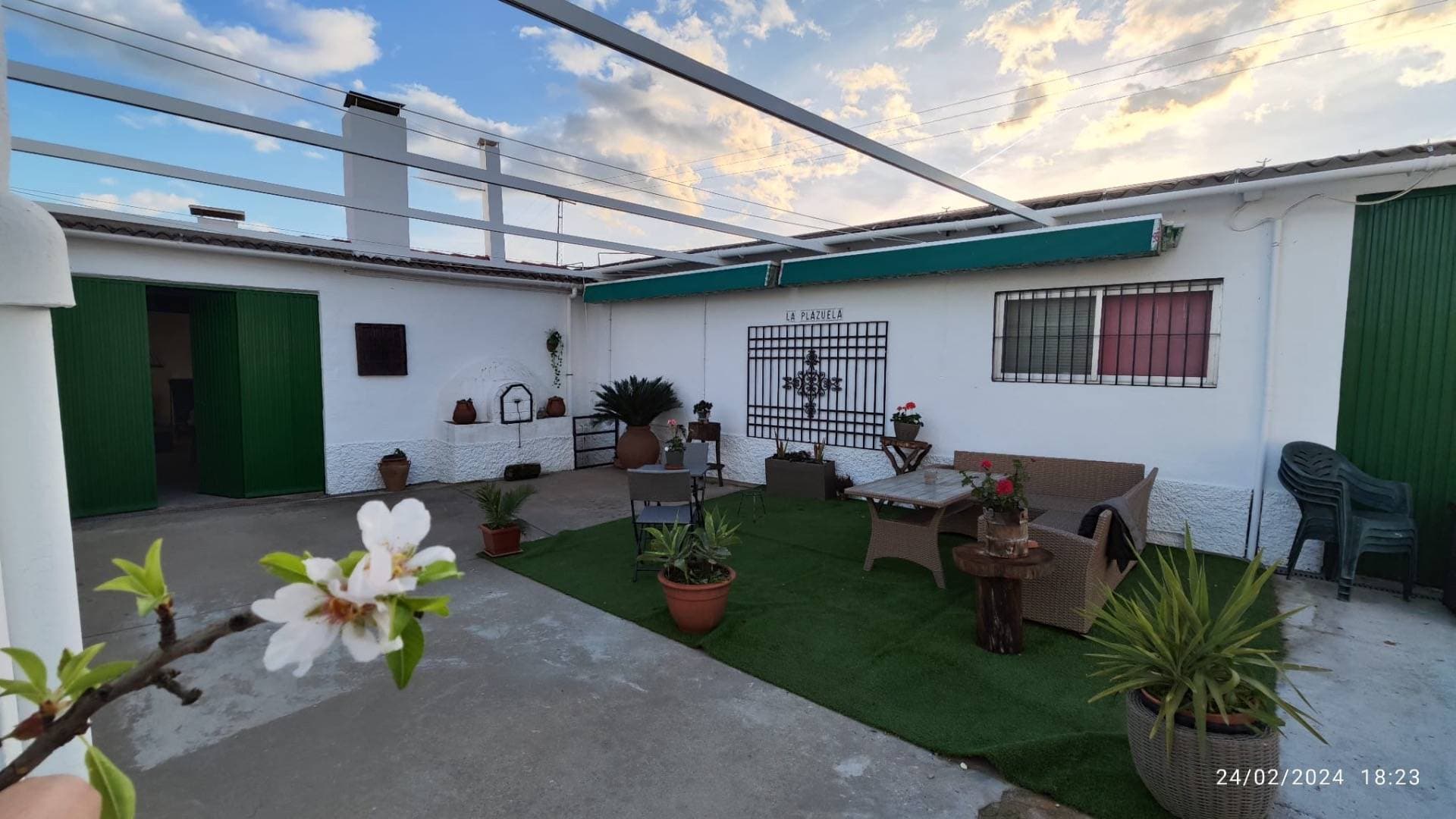 La Plazuela 1