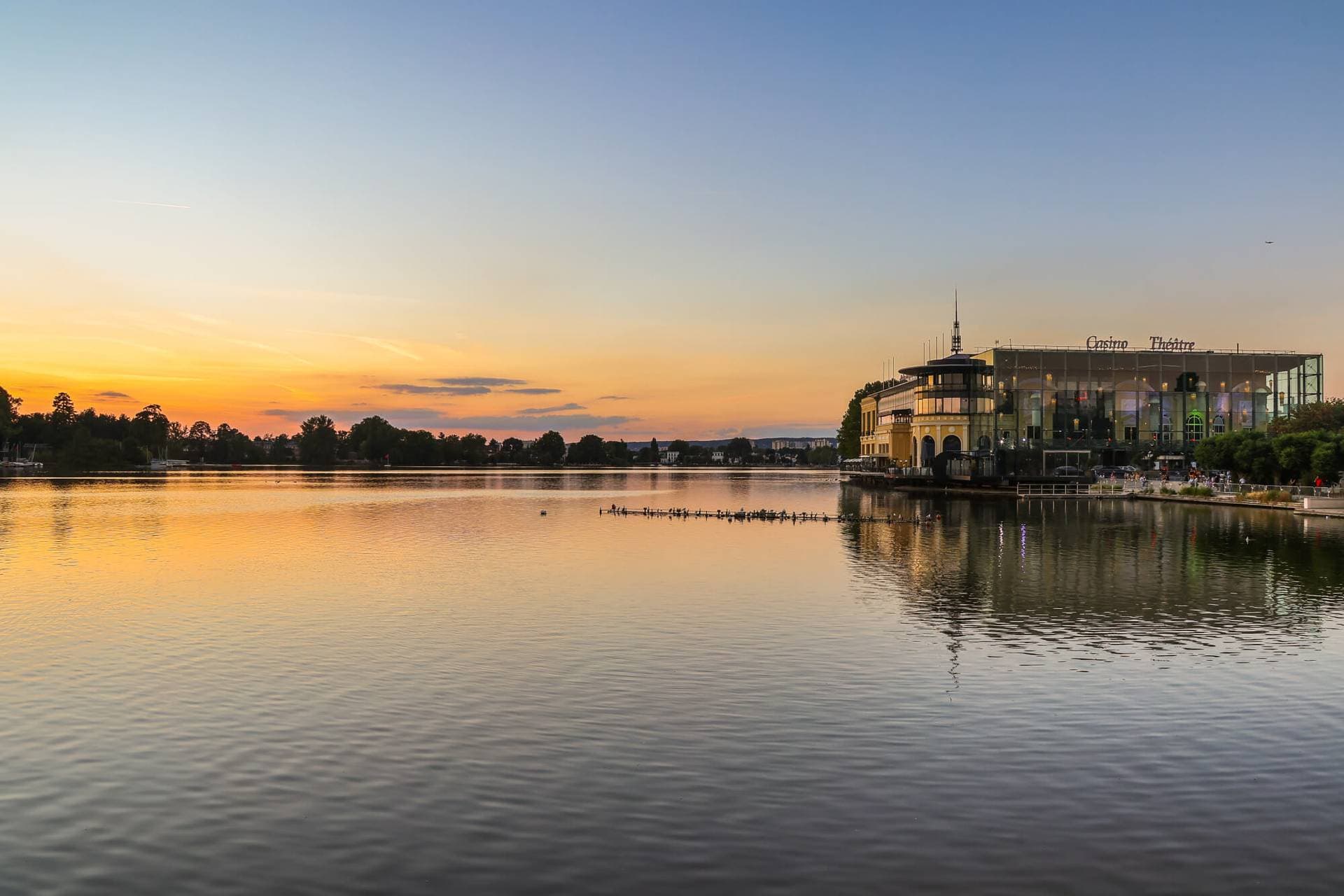 Casino Barrière Enghien-les-Bains 1