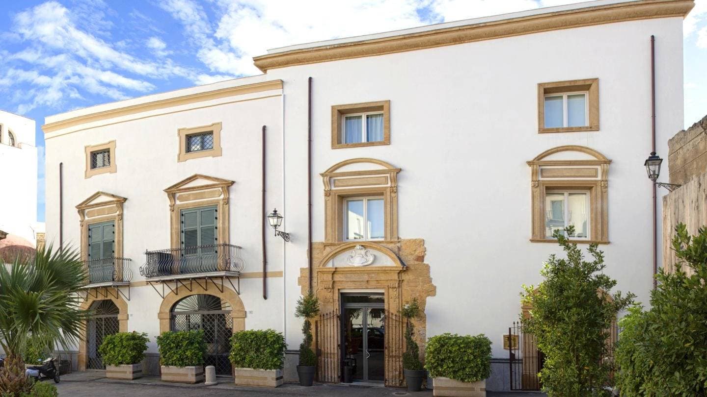 Palazzo Brunaccini 1
